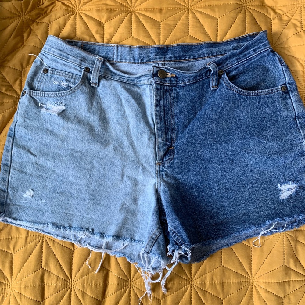 Two-tone Wrangler cut offs